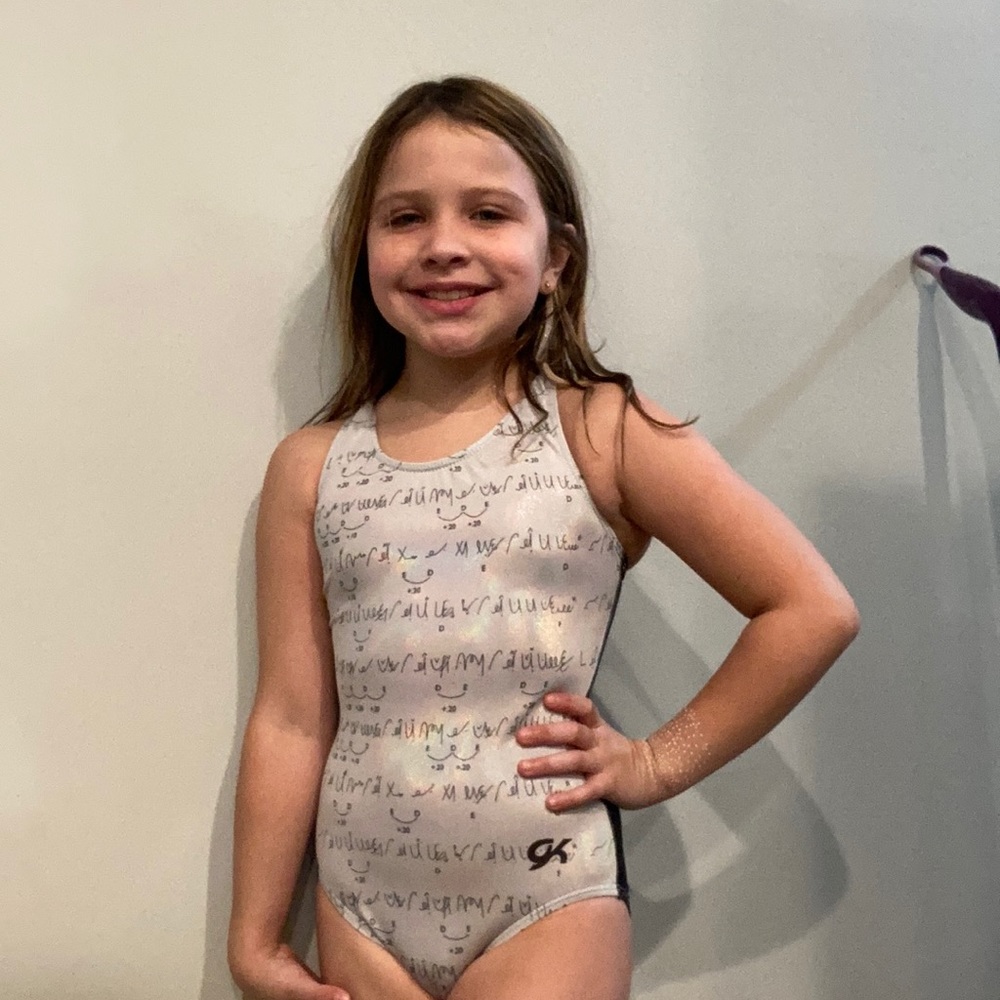 I’m selling a GK / dry bands leotard